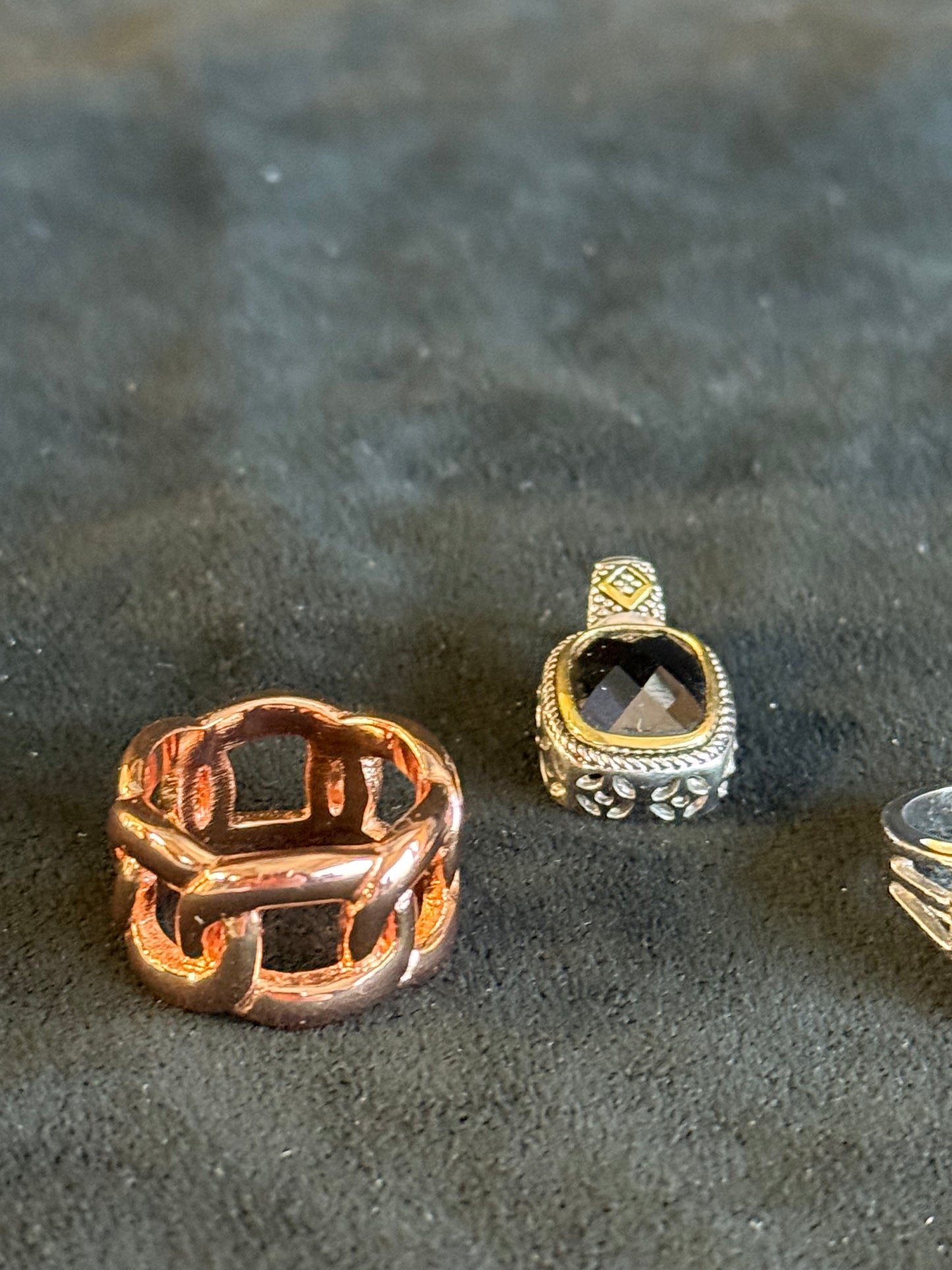 Vintage Jewelry lot Two rings and a Pendant