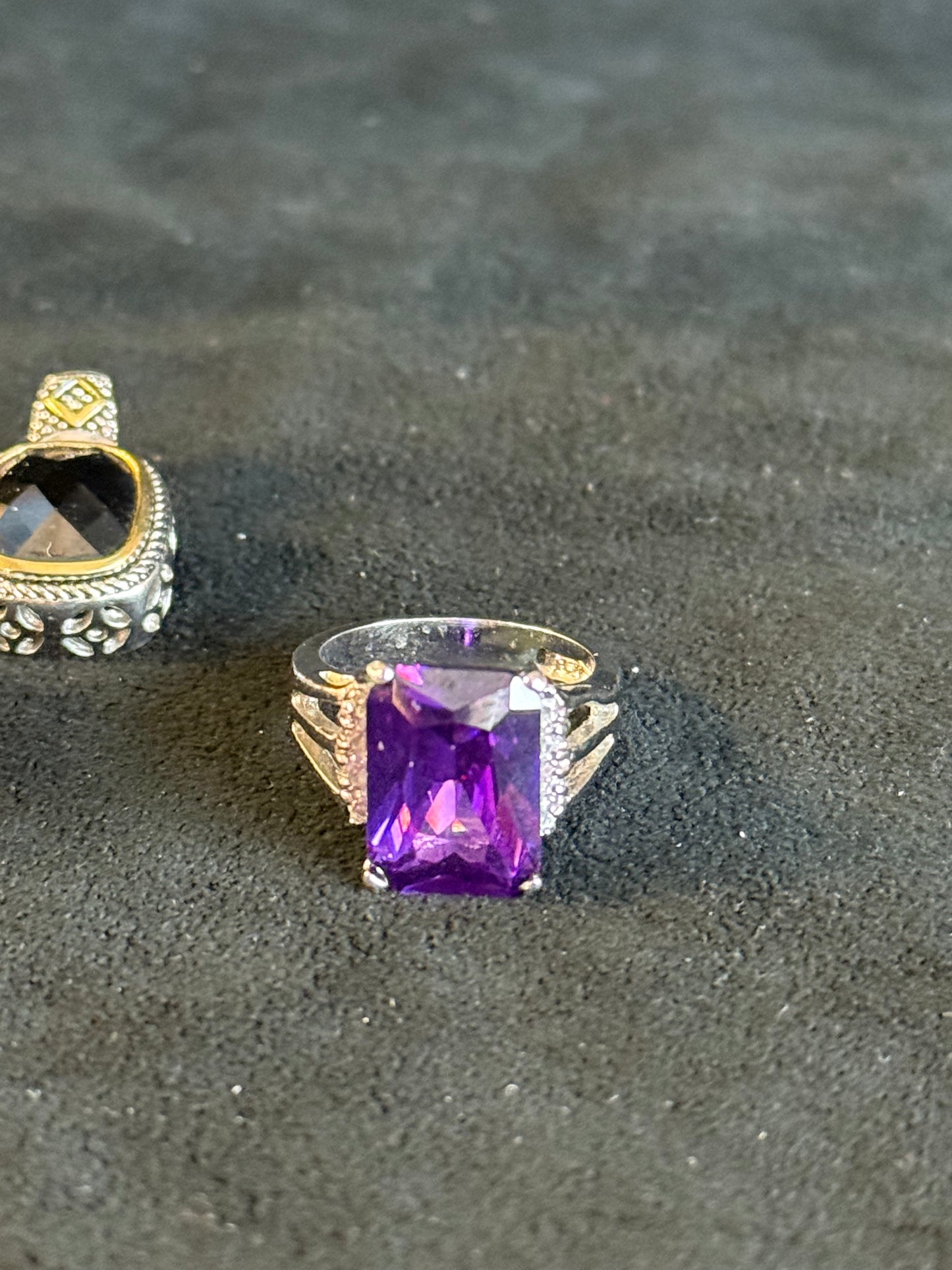 Vintage Jewelry lot Two rings and a Pendant