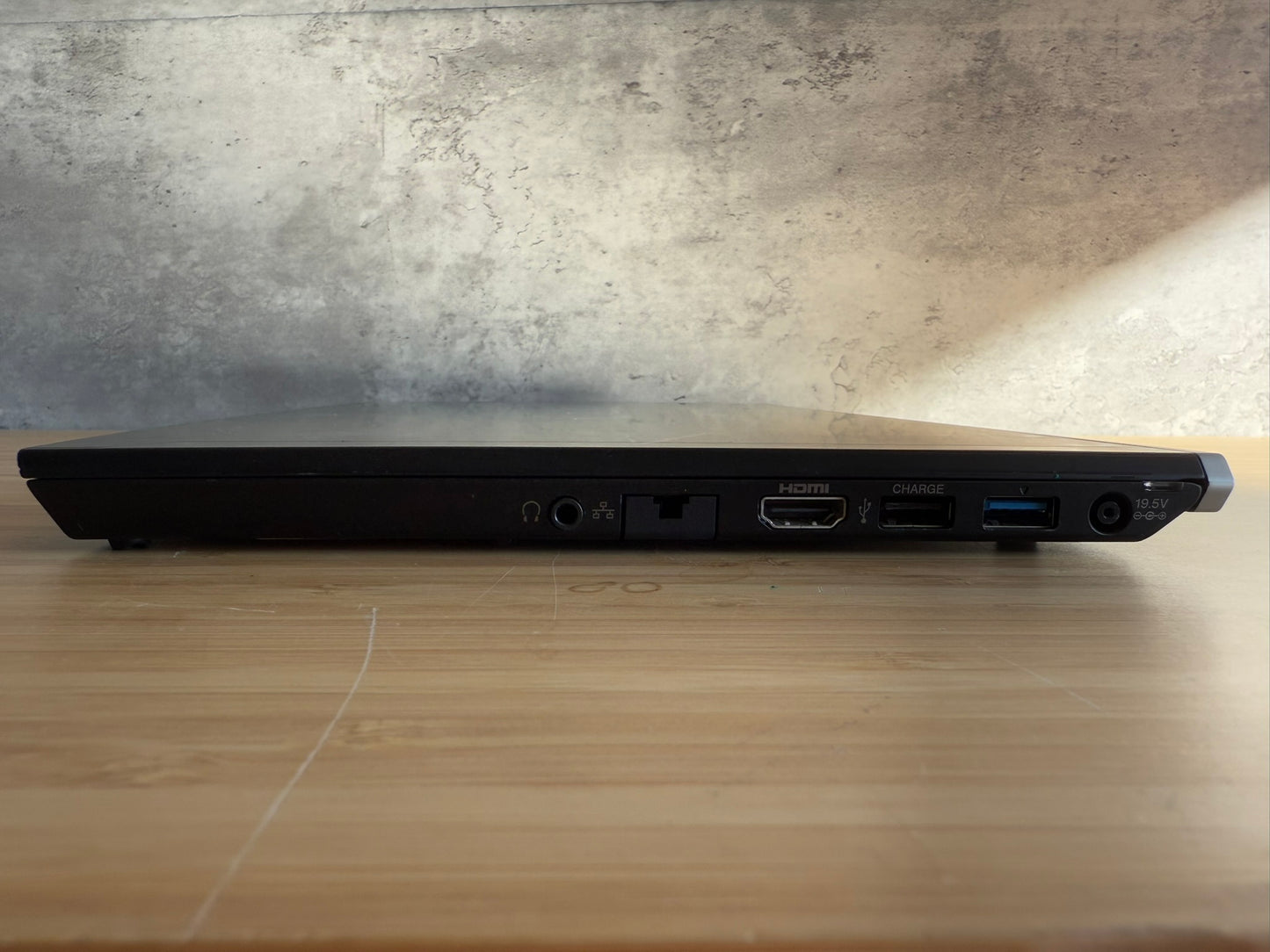 SONY VPCZ2 13.1” LAPTOP i7  RAM AMD Graphics