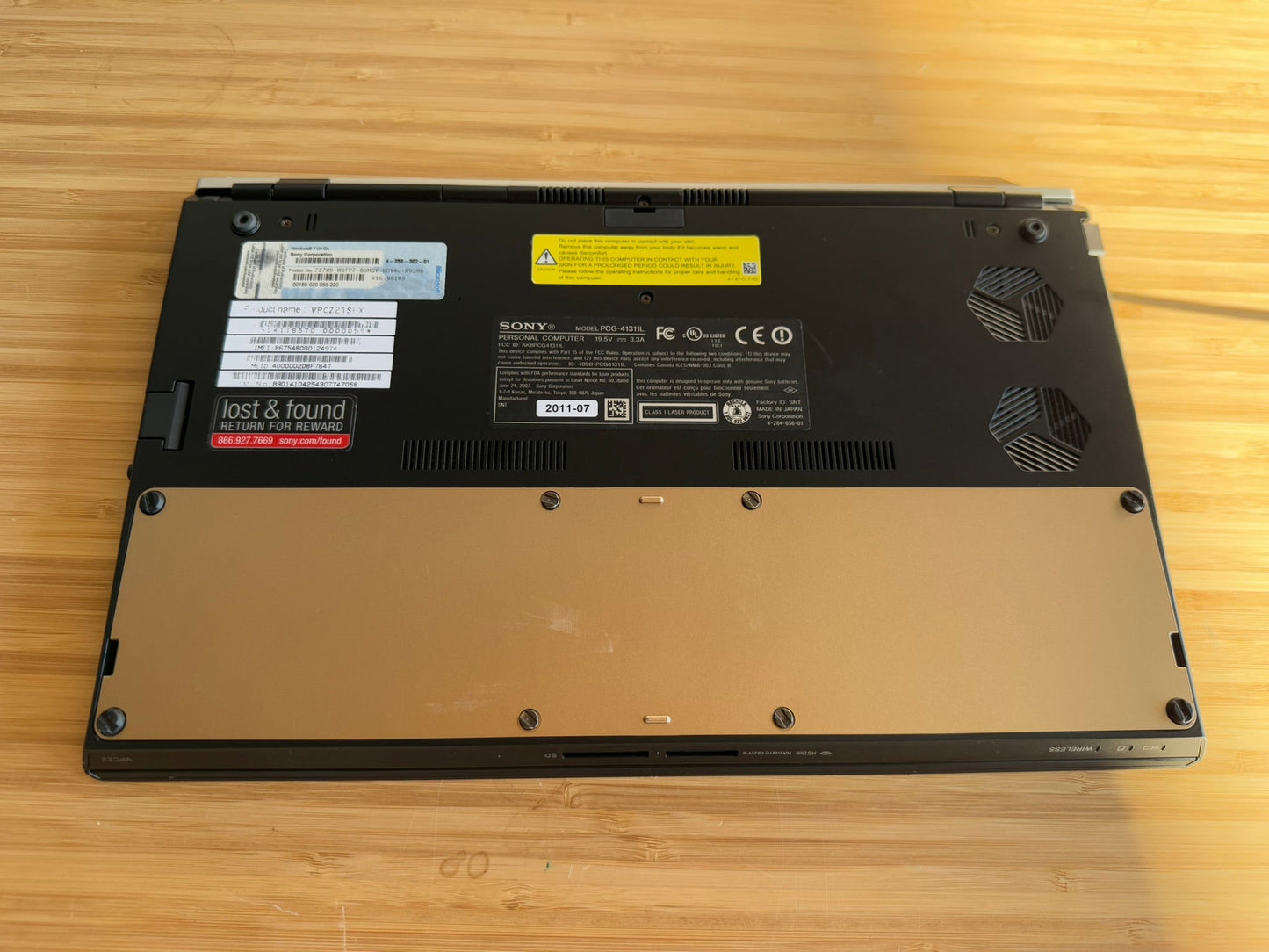 SONY VPCZ2 13.1” LAPTOP i7  RAM AMD Graphics